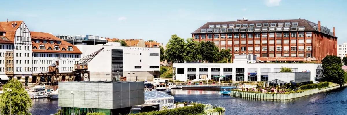 WBS Headquarters Berlin Tempelhof Harbor location study